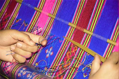 weaving closeup