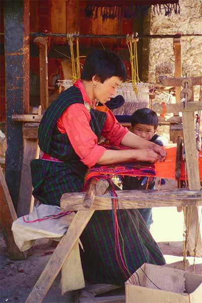 weaving in bumthang